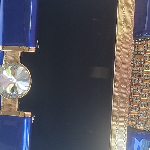 Blue bejeweled hand/strap purse - Picture 7 of 8